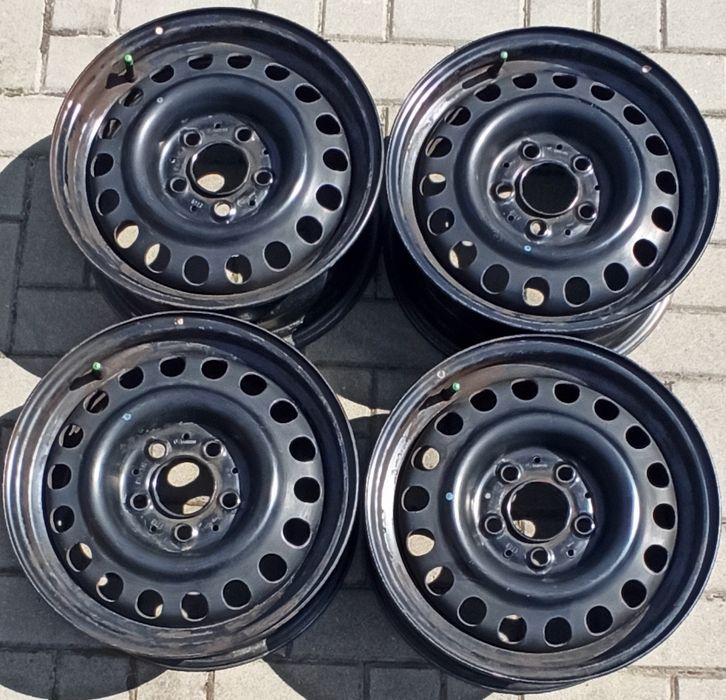 Felgi stalowe 15" 5x112 et49