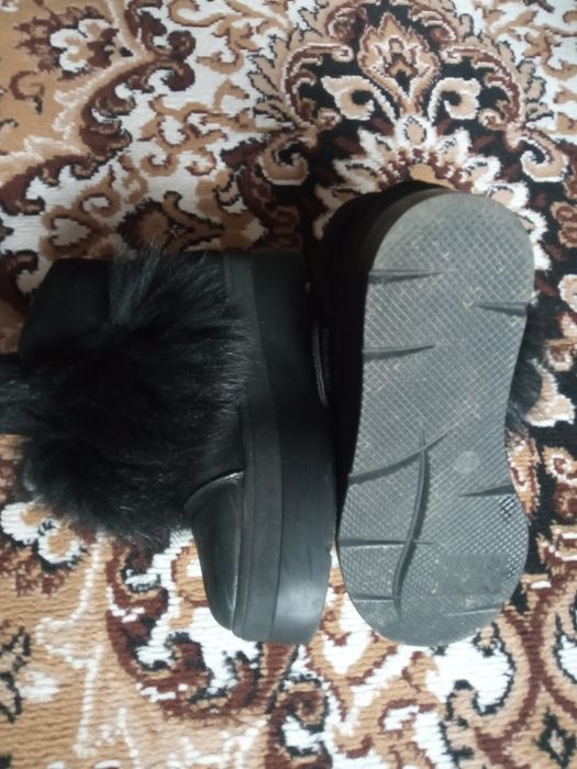 Тёплые ботинки из натуральной кожи