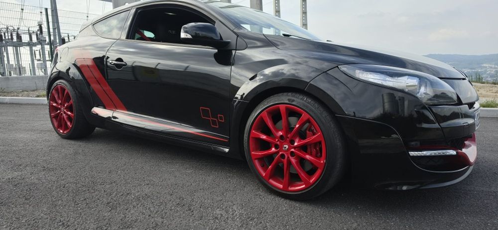 Megane iii rs chassis cup com 310 cv