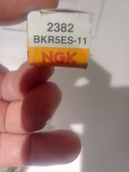 Свічки запалювання NGK 2382  BKR5ES-11