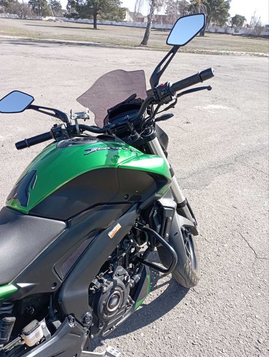 мотоцикл Bajaj Dominar D400 2020