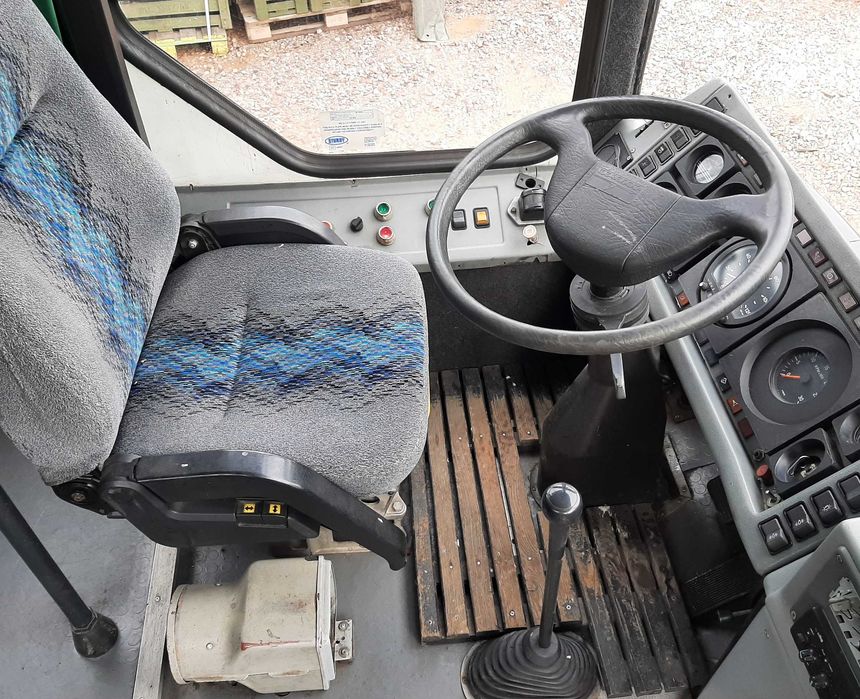 Autobus Autosan H10-10 z wojska