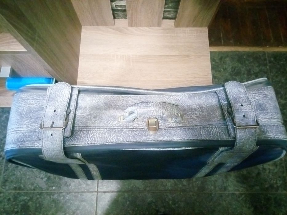 Валіза велика блакитно сірого кольору
