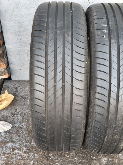 215/60R17 96H Bridgestone Turanza T005