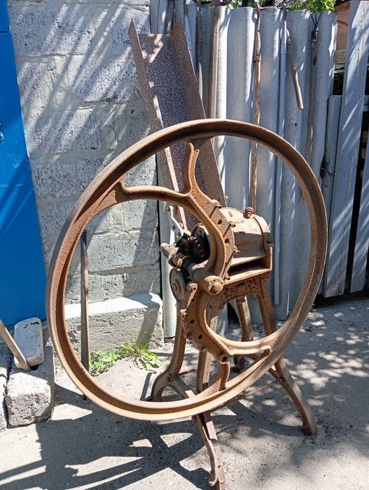 Продам соломорезку