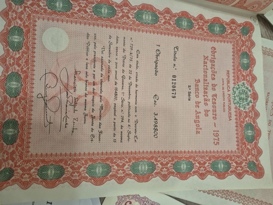 Obrigações do tesouro 1975