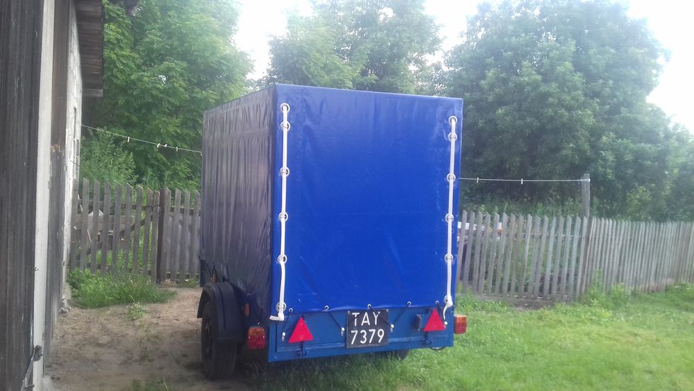 Plandeka na przyczepke samochodowa