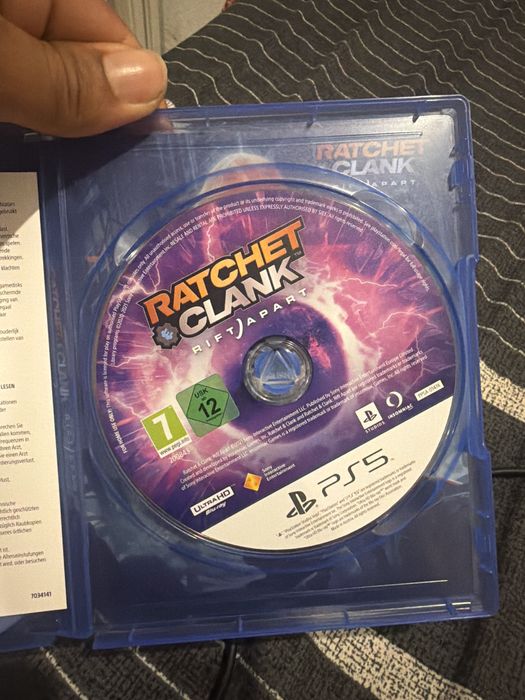 Vendo ou troco com fifa ps4 ou gta v ps4