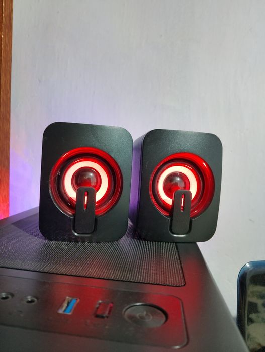 Продам блютуз колонки на пк