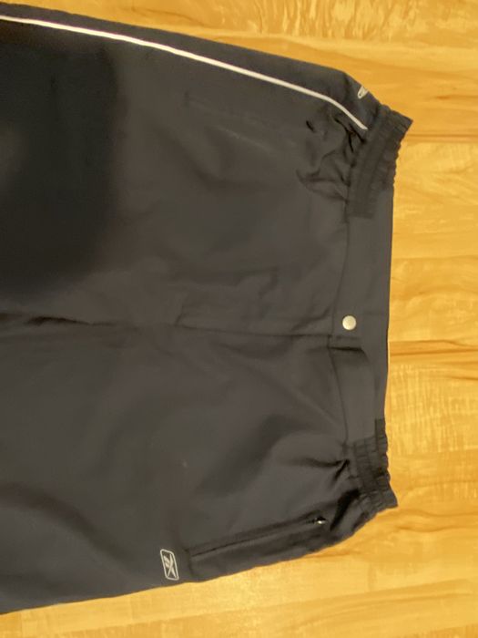 Reebok 44 granatowe damskie rybaczki capri krótkie spodenki