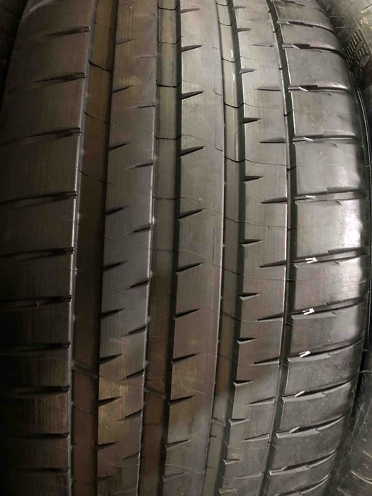 285/35/21+255/40/21 R21 Michelin Pilot Sport 4S 4шт