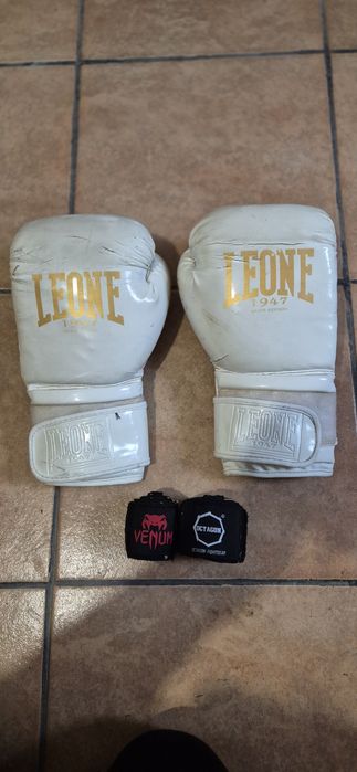 Sprzedam Rękawice bokserskie Leone.