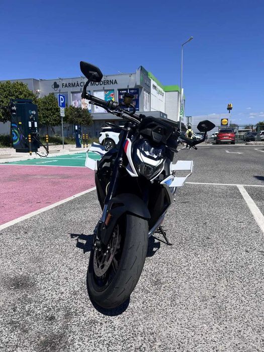 BMW M 1000 R, 210cv