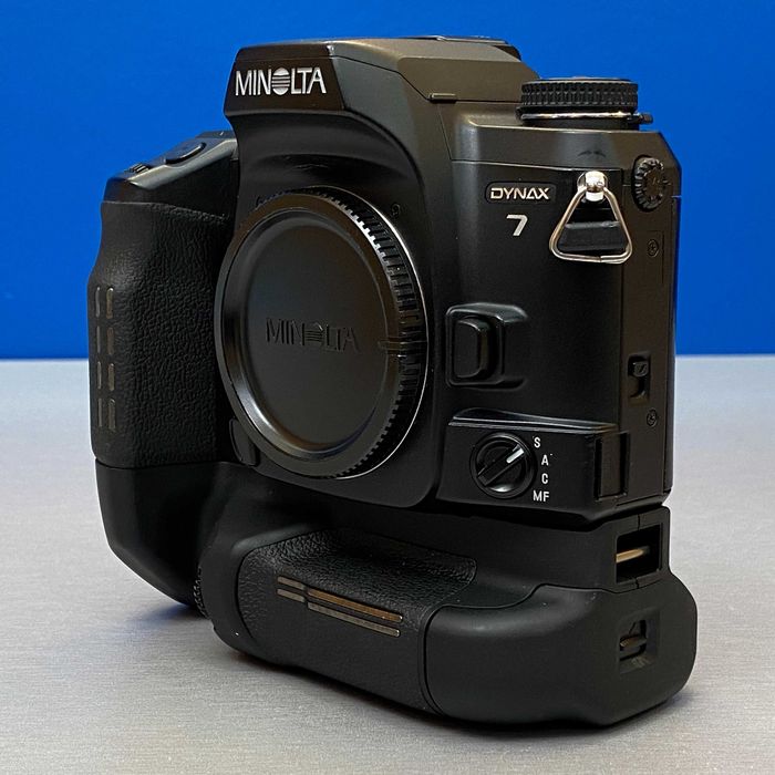 Minolta Dynax 7 (Corpo) + Grip