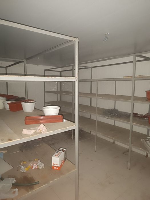 Продається готель на березі річки Дністер