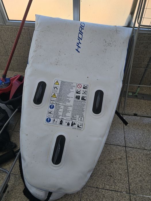 Prancha stand up paddle e barco com assento