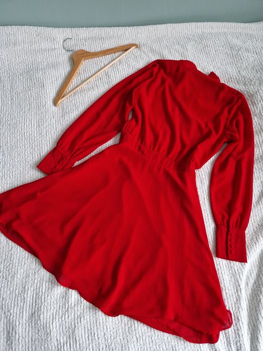 Czerwona sukienka Mohito