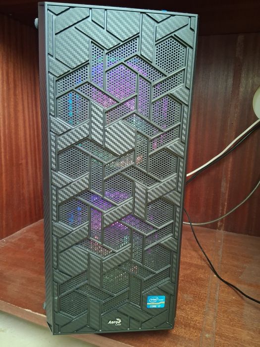 Pc gaming secretária