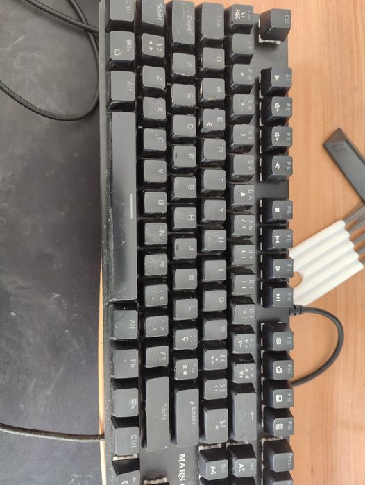 Teclado mecânico Tempest