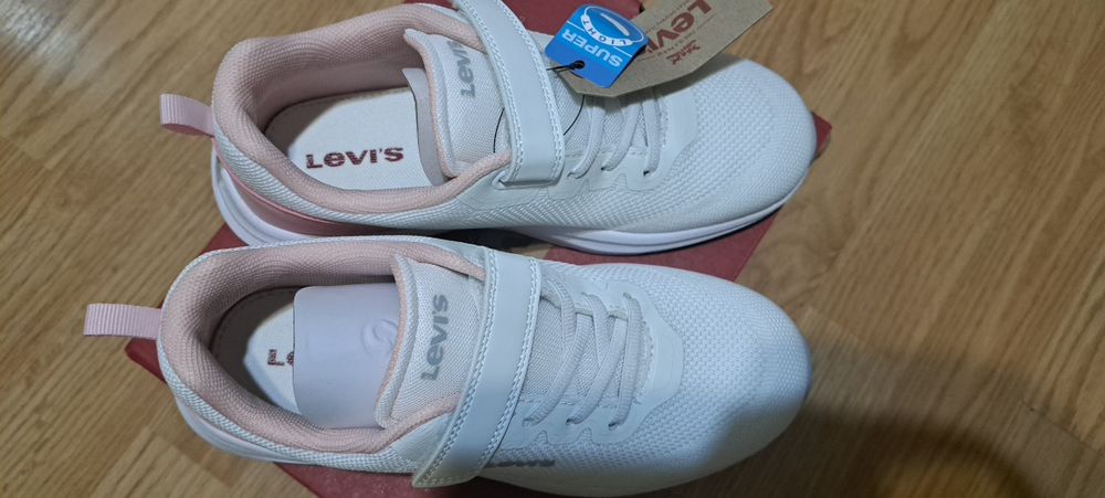 Adidaski Levis rozm.35 dla dziewczynki