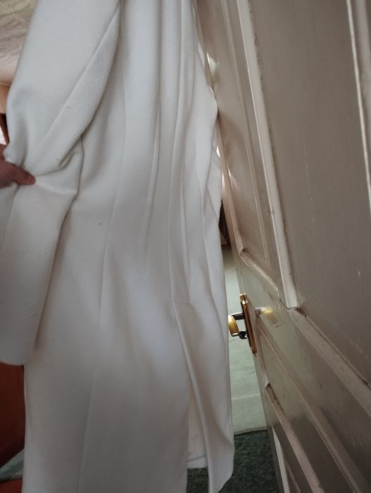 Продам пальто весна осінь