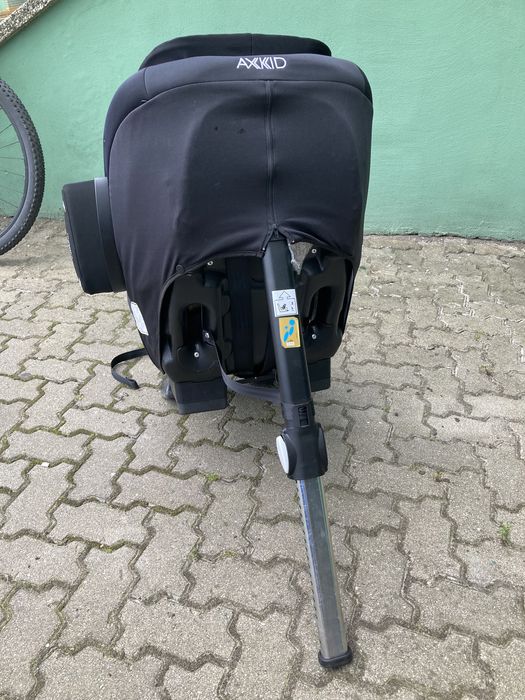 Fotelik samochodowy 9-25 RWF AXKID MOVE (tylem do kieruku jazdy)