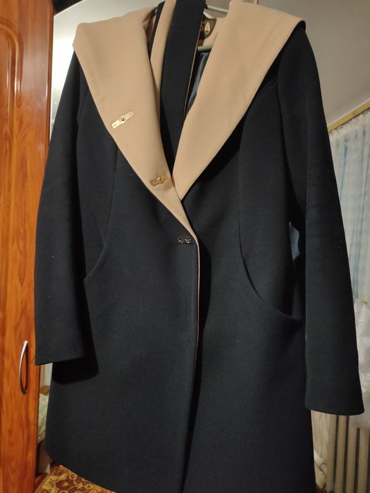 Жіноче пальто весна осінь 48