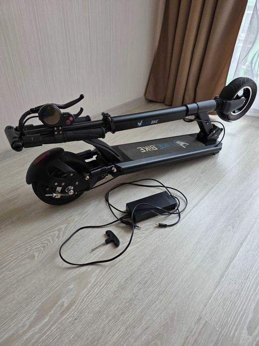 Vita Burst エルセーヌ　1箱 Електросамокат Like.Bike Venus. Малий пробіг, суперстан! Торг: 9