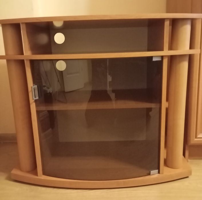Stolik pod telewizor