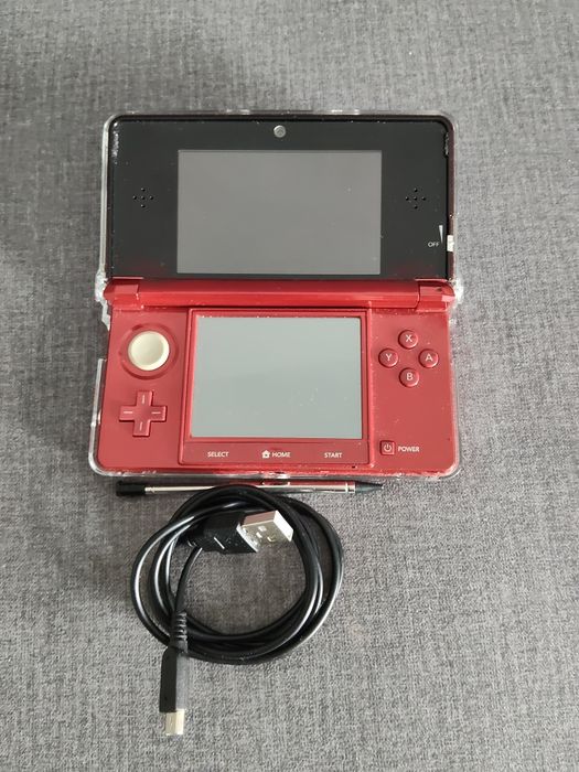 Konsola Nintendo 3DS Mod czerwona