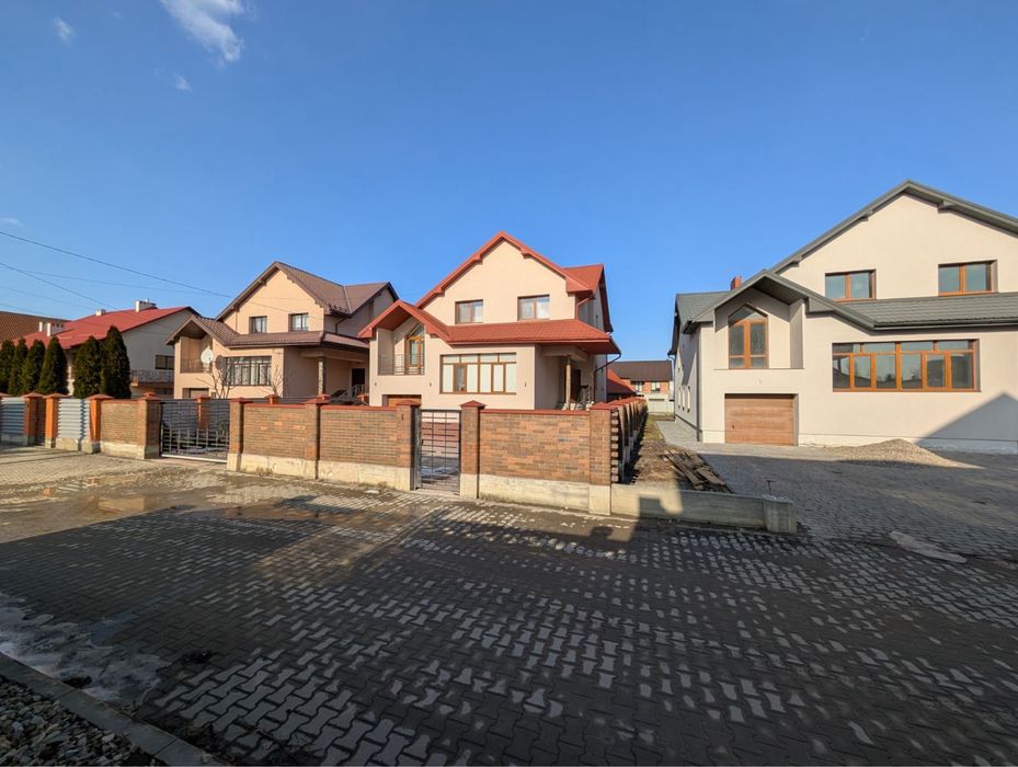 Продаж будинку р-н Пасічна