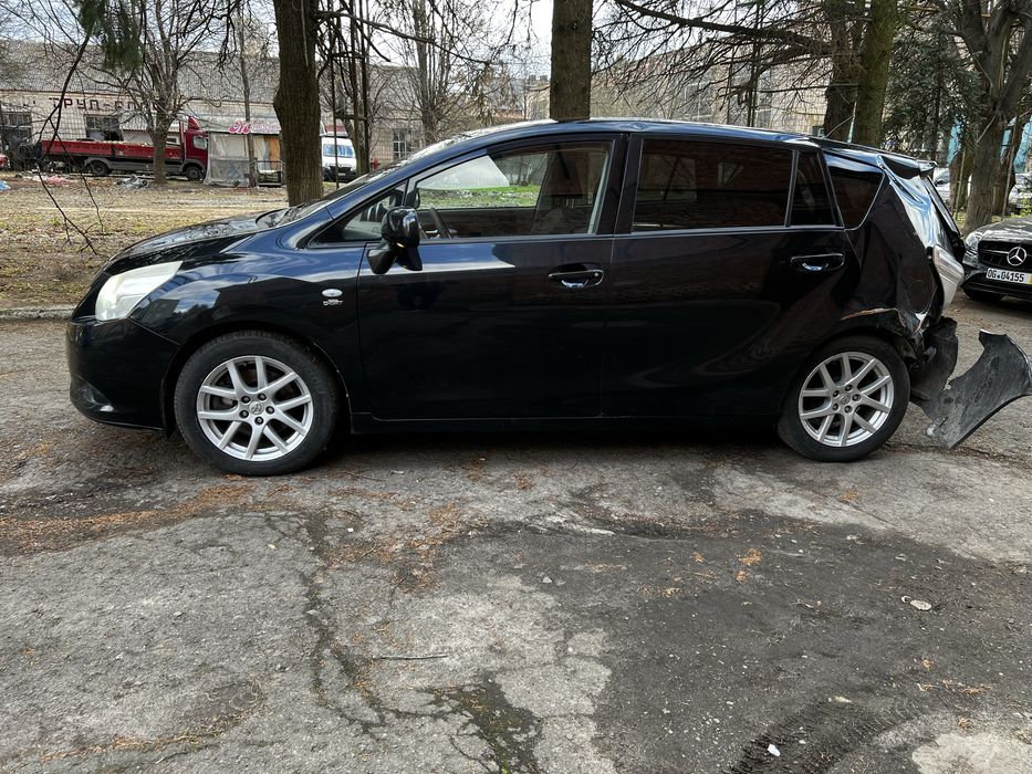 Toyota Verso після ДТП
