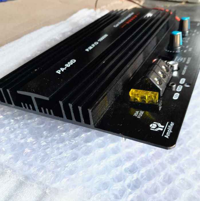 Потужний автомобільний моно підсилювач звуку 1000 Вт врізний