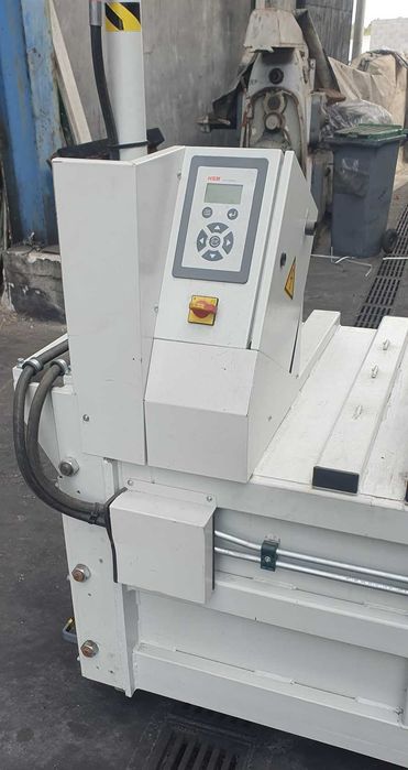 Prensa enfardadeira HSM GIGANT