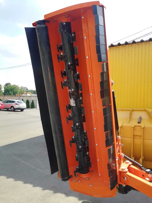 Косарка для узбіччя молоткова ТДС-КМ2.0