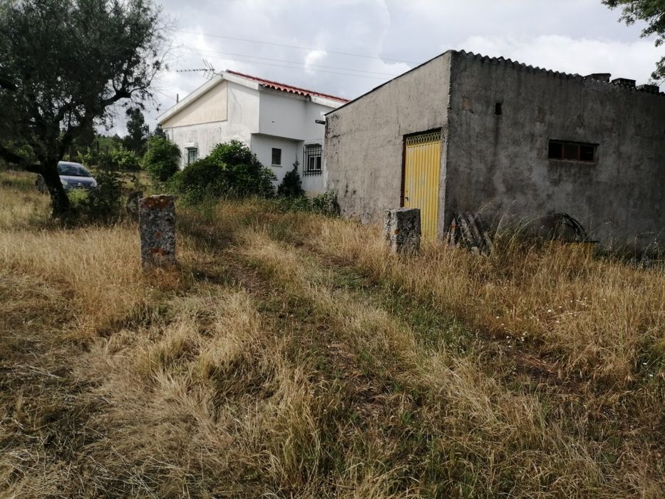 Casa 1200m² terreno Urbano anexos Galizes Oliv Hospital