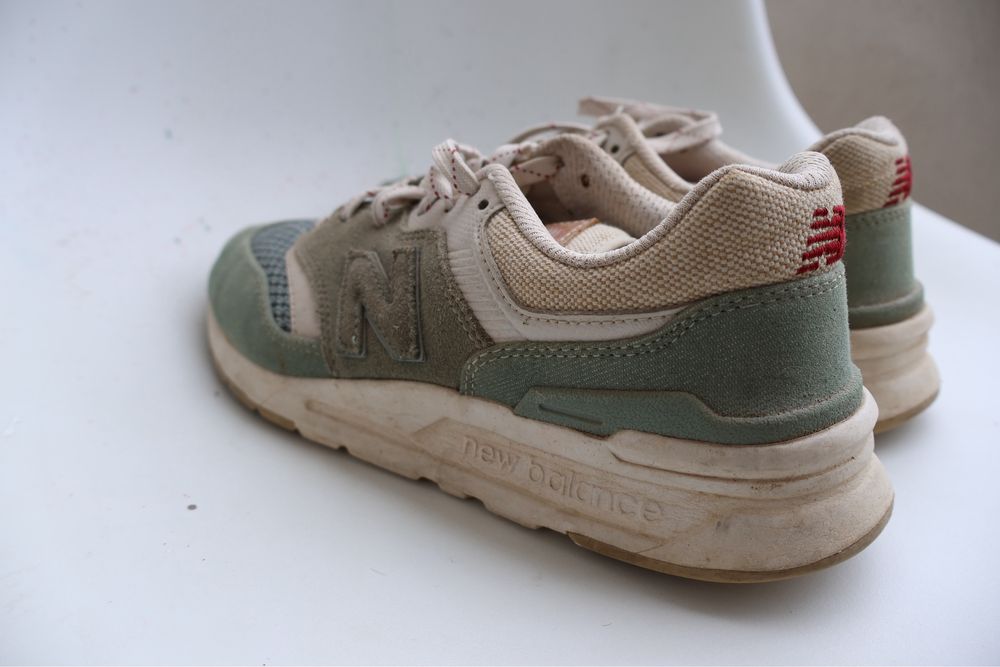 Tenis New Balance otimo estado 39