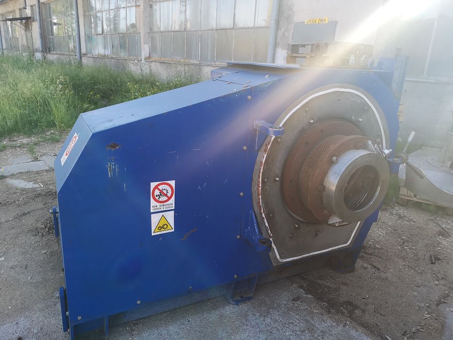 Granulator 90kW Vomm