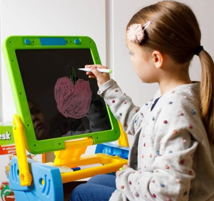 Tablica podświetlana suchościeralna magiczne biurko z krzesełkiem