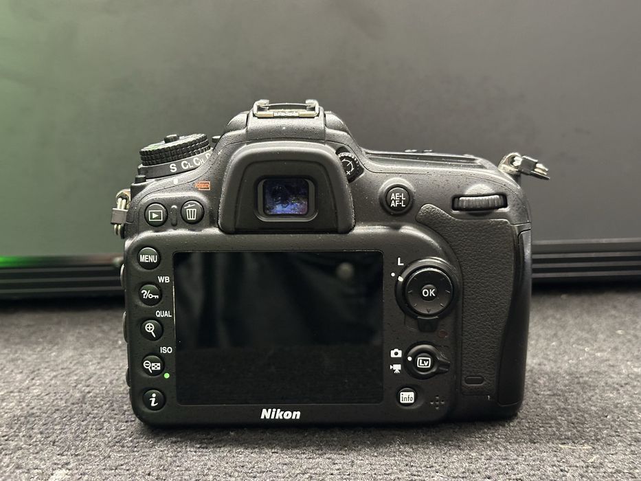 Nikon d7100 em otimo estado