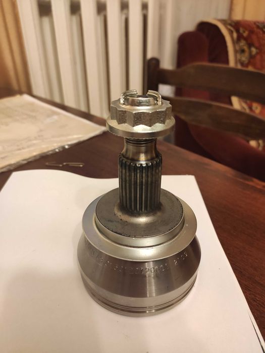 Шрус зовнішний передній на Mercedes B-class (W 245) 200 CDI