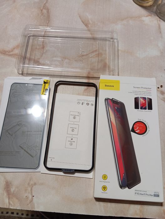 Продам защитное стекло на телефон