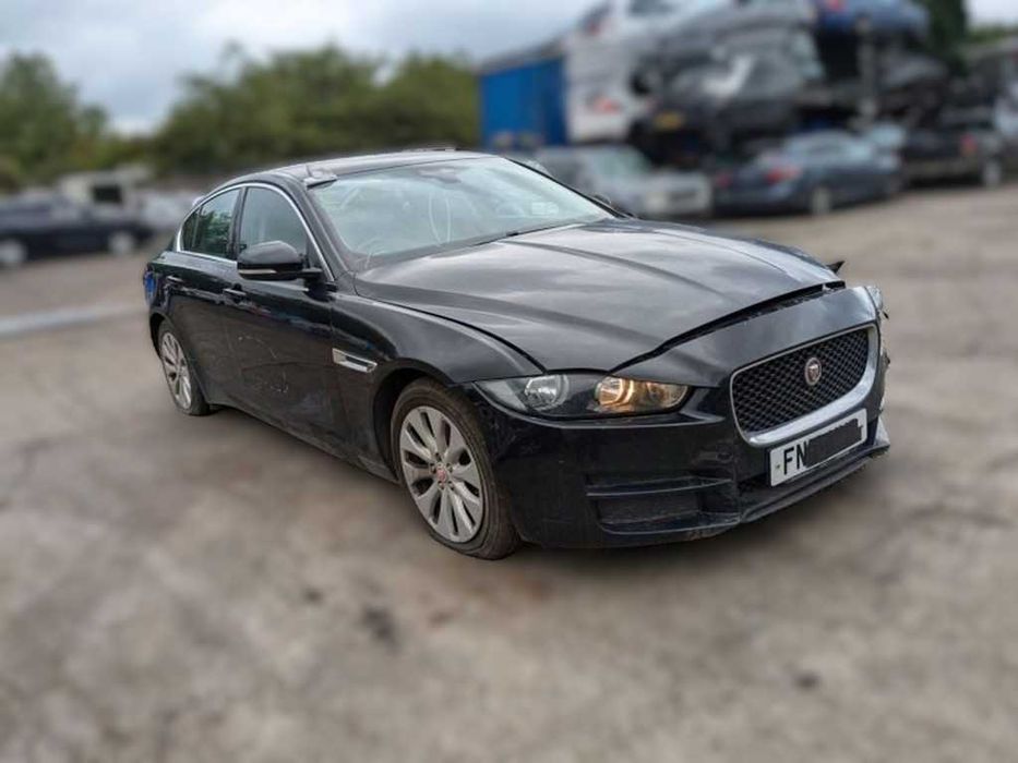 Jaguar XE 2.0D de 2016 (Para Peças)