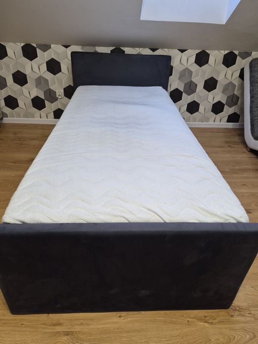 Łóżko tapicerowane 90x200 z materacem