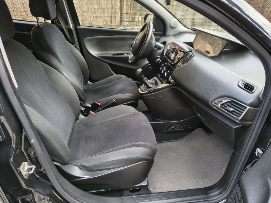 Lancia Y 1.3 Jtd 2012  175milKm