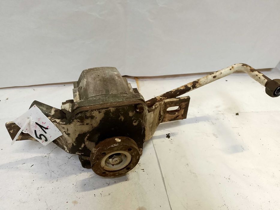 POMPA HYDRAULICZNA pod koło pasowe silnika traktora