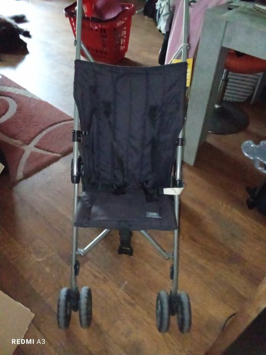 Carrinho de criança em bom estado