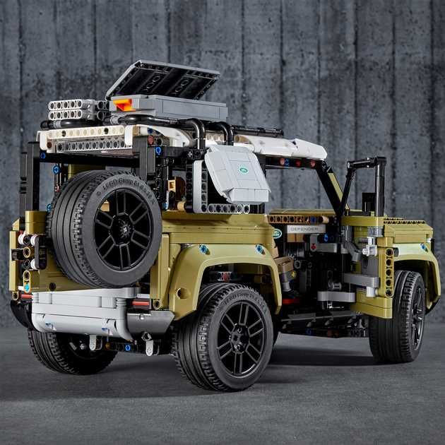 Конструктор сумісний з LEGO Technic Land Rover Defender (42110)