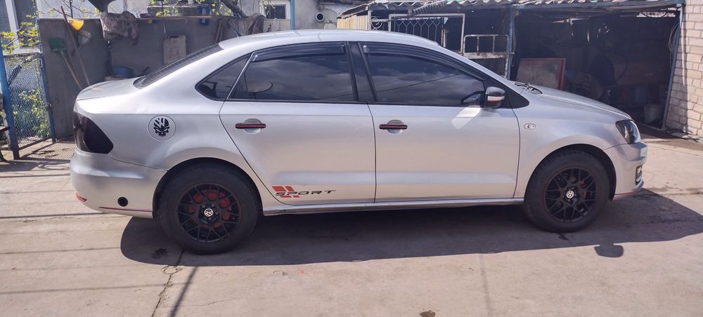 Volkswagen POLO..18год