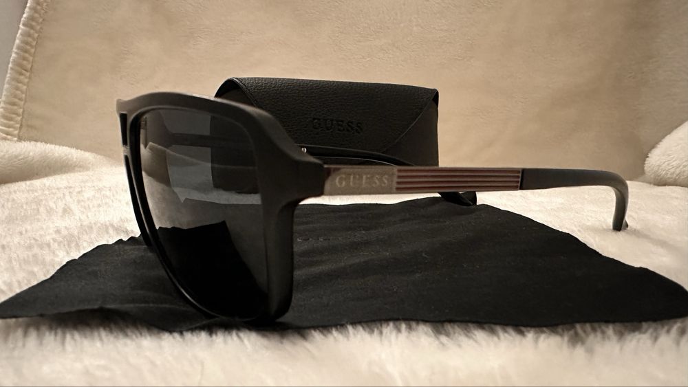 Óculos Guess factory navigator gf5085